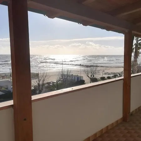 Beach Home - Fronte Mare Con Terrazza E Parcheggio * 马帝斯兹罗