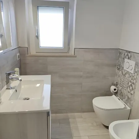 Beach Home - Fronte Mare Con Terrazza E Parcheggio 公寓 *