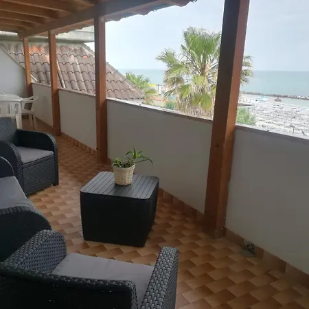Beach Home - Fronte Mare Con Terrazza E Parcheggio *